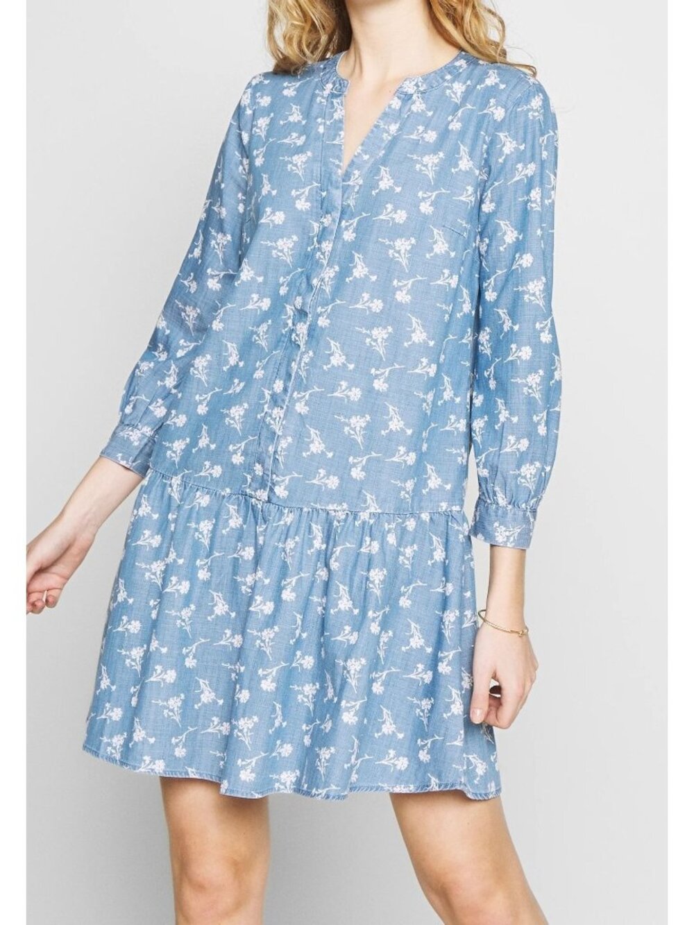 Gap Midi Dress Size 00 Blue Chambray Floral Long Sleeve Button Front Drop Waist